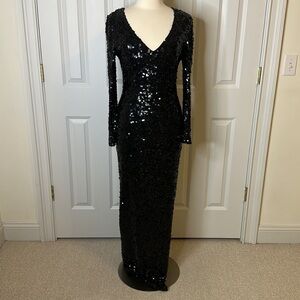 St. John Black Sequin V Neck Long Sleeve Gown Sz8